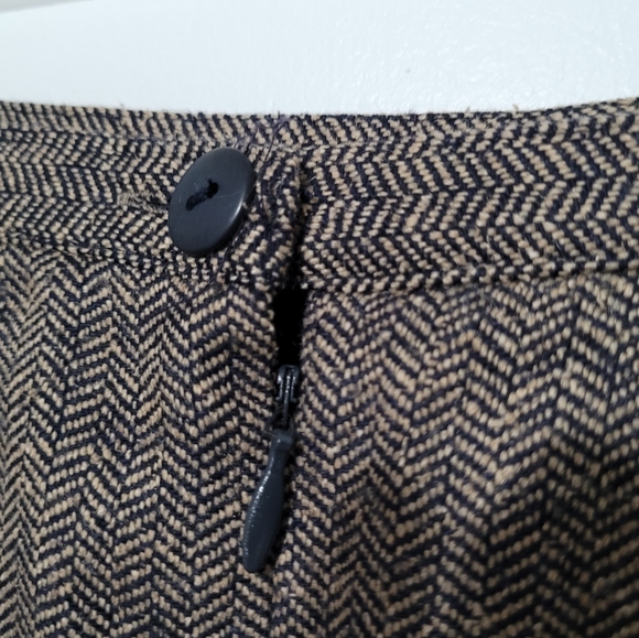 Vintage Herringbone Wool Blend Tweed Midi Skirt - Made in Canada - Picture 5 of 7